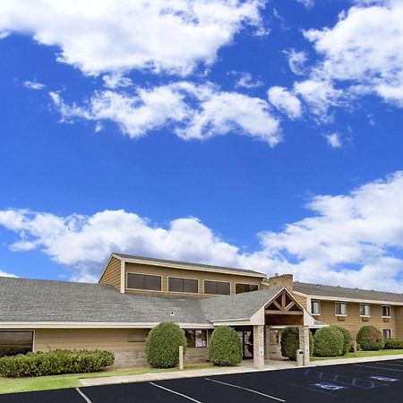 Americinn By Wyndham דיקינסון מראה חיצוני תמונה