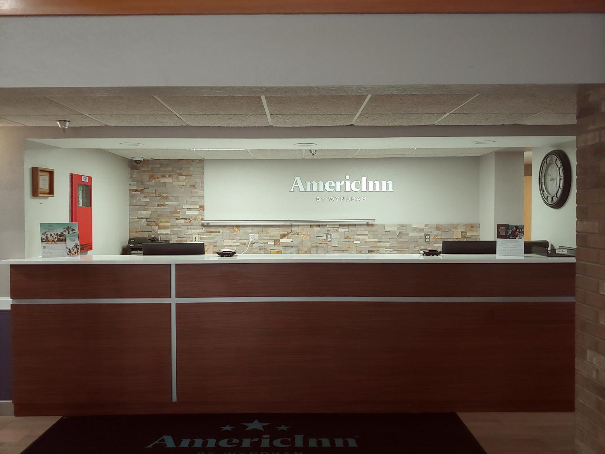 Americinn By Wyndham דיקינסון מראה חיצוני תמונה